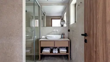 Elios Hill MK Hotel Collection Online