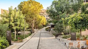 Elios Hill
