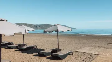 ELIROS MARE BEACHFRONT POEM HOTEL