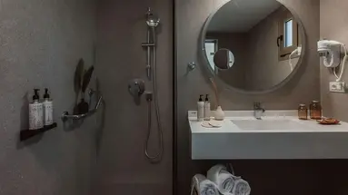 ELIROS MARE BEACHFRONT POEM HOTEL