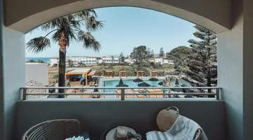 ELIROS MARE BEACHFRONT POEM HOTEL