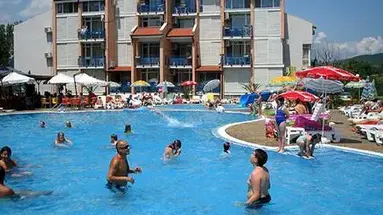Elite (2-3-4) Apart Hotel