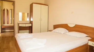 Elite I Apartments