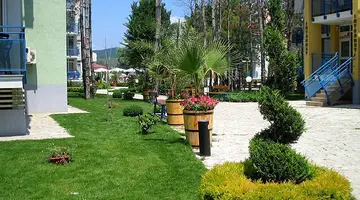 Elite I Apartments