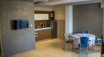 Elite I Apartments