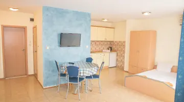 Elite I Apartments