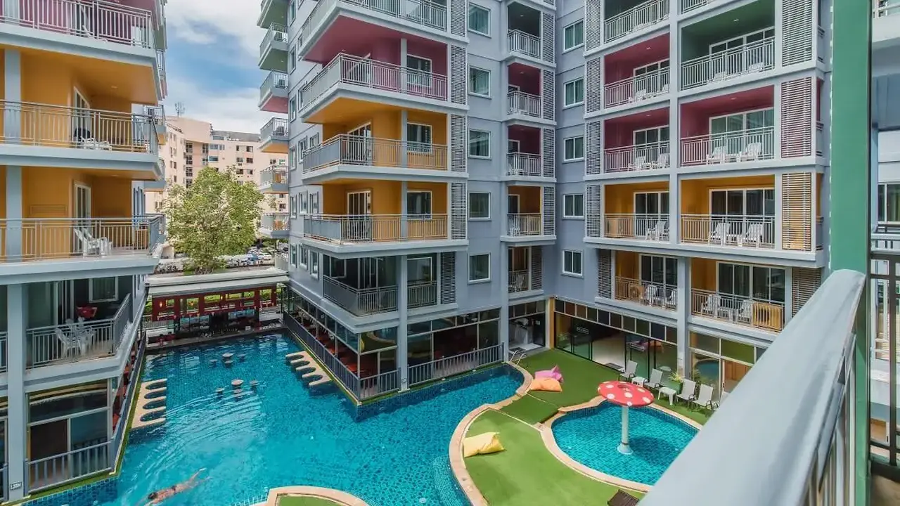 ELITE SUITE PATONG (ex. BAUMAN RESIDENCE)