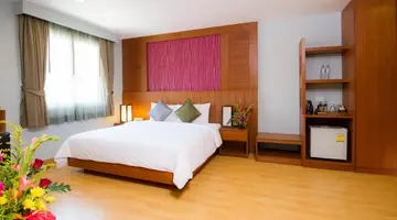 ELITE SUITE PATONG (ex. BAUMAN RESIDENCE)
