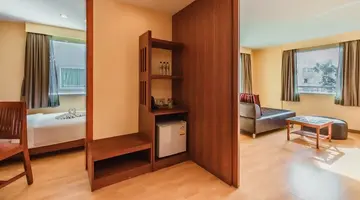 ELITE SUITE PATONG (ex. BAUMAN RESIDENCE)