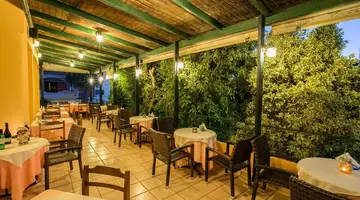 Elotia Hotel