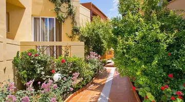 ELOTIA HOTEL