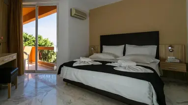 Elotia Hotel