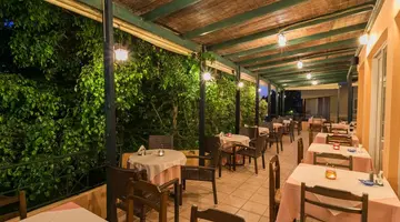 Elotia Hotel