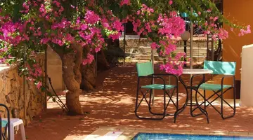 Elotia Hotel