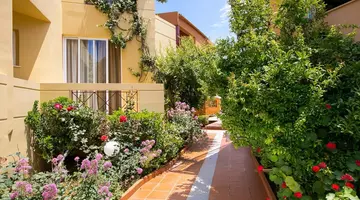 Elotia Hotel