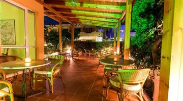 ELOTIA HOTEL