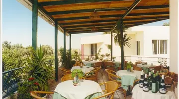 Elotia Hotel