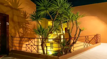Elotia Hotel