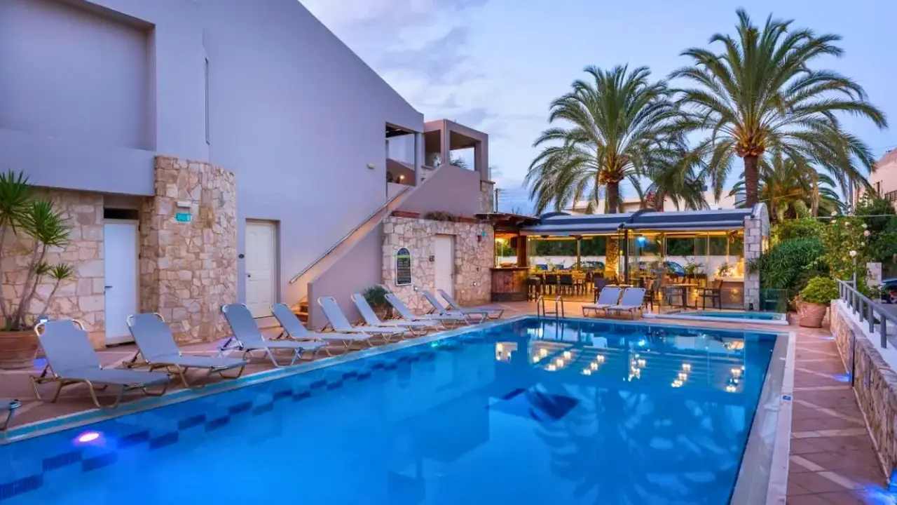Elotis Suites
