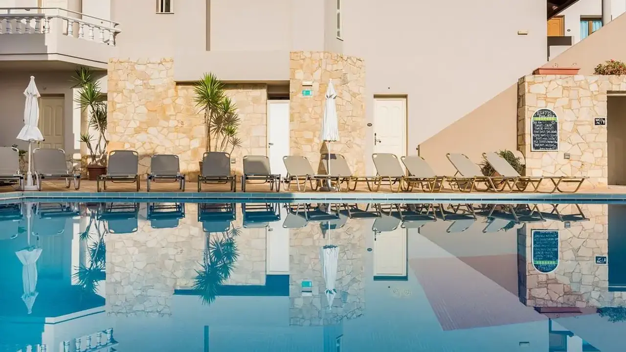 ELOTIS SUITES