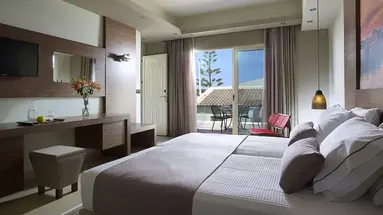 Elotis Suites