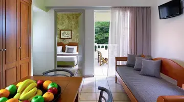 Elotis Suites