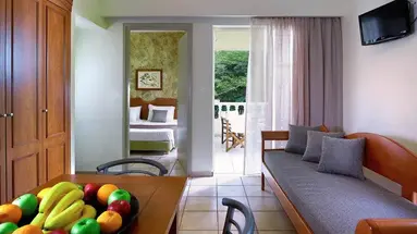 Elotis Suites