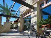 Elotis Suites