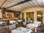 Elotis Suites