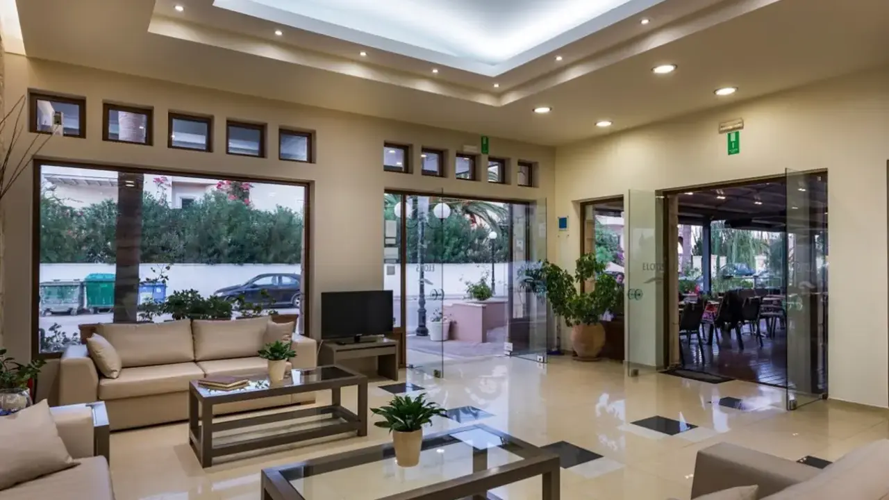 Elotis Suites