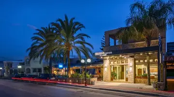 Elotis Suites