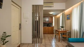 Elotis Suites
