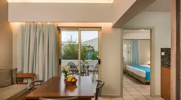 Elotis Suites