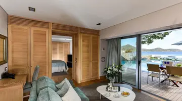 Elounda Beach Resort & Villas