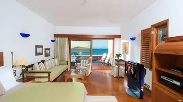 Elounda Beach Resort & Villas