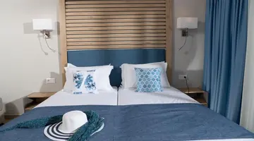 Elounda Breeze Resort