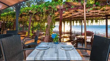 ELPIDA BEACH (EX.KALIAKRA PALACE)