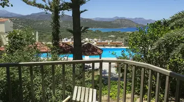 Elpida Village