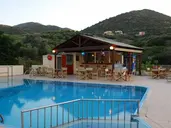 Elpis Apartments