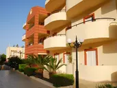 ELPIS STUDIOS AND APARTMENTS