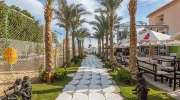 Elysees Dream Beach Hotel