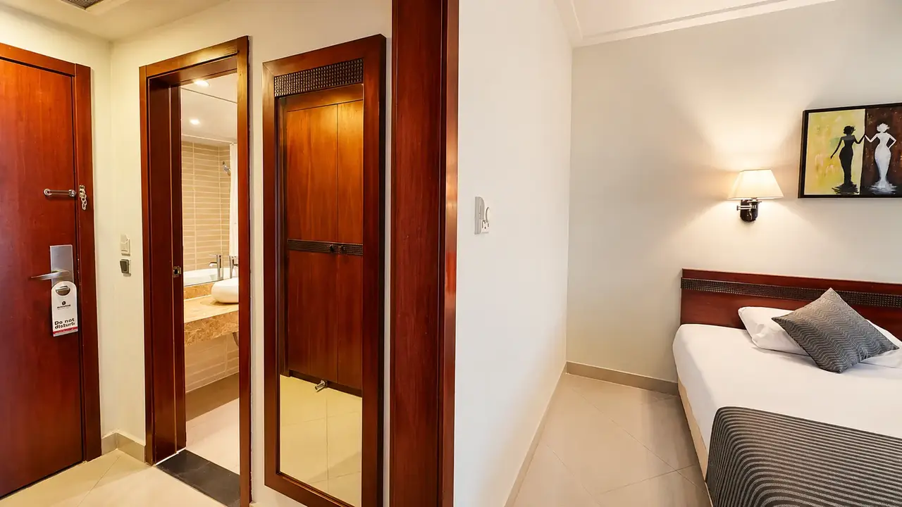 ELYSEES DREAM BEACH HOTEL