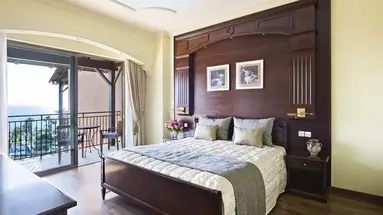 Elysium Hotel & Resort
