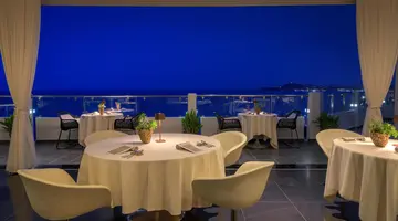 ELYSIUM RESORT & SPA