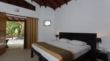 Embudu Village Resort