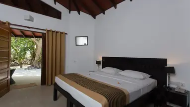 Embudu Village Resort