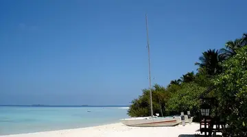 Embudu Village