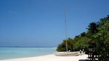 Embudu Village