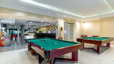 Emelda Sun Club