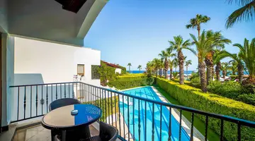 Emelda Sun Club